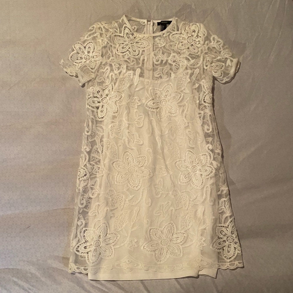 lace dress